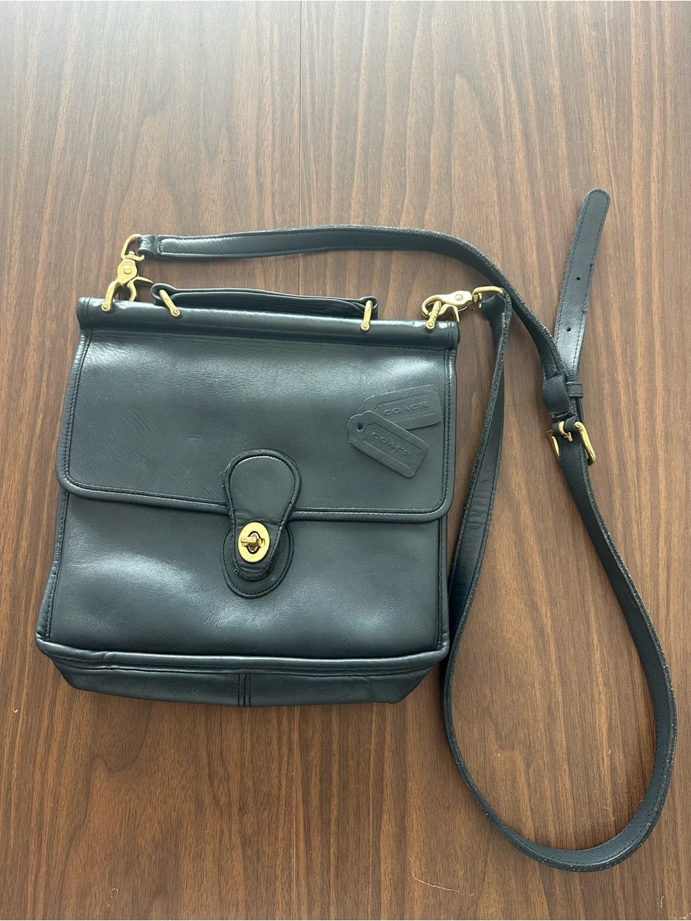Vintage Coach Willis 9927 Black Leather Crossbody Bag Made in USA